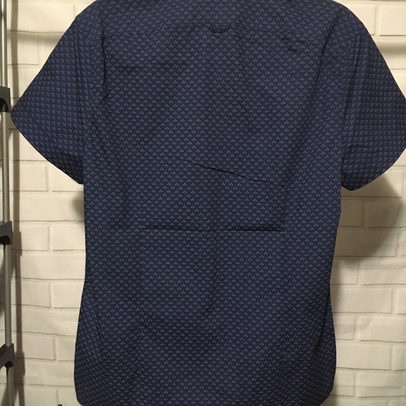 Kenneth cole men’s dressy shorts sleeve top - Picture 3 of 6